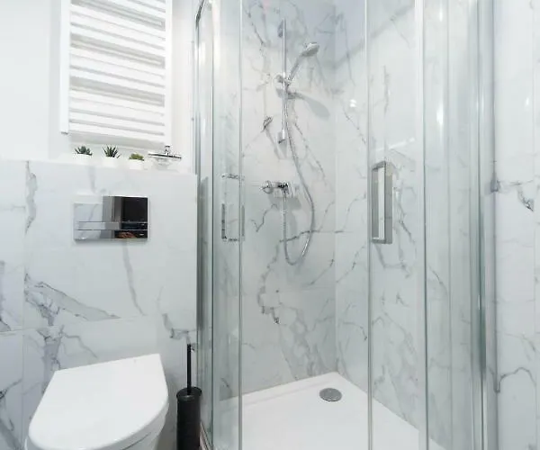 M4 Main Square Краков